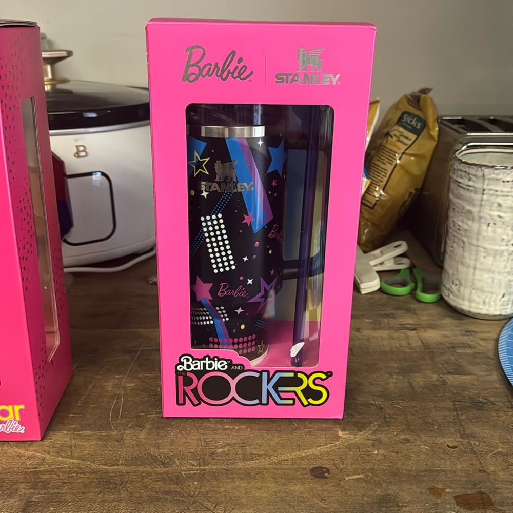 Limited edition, Barbie rocks, Stanley edition